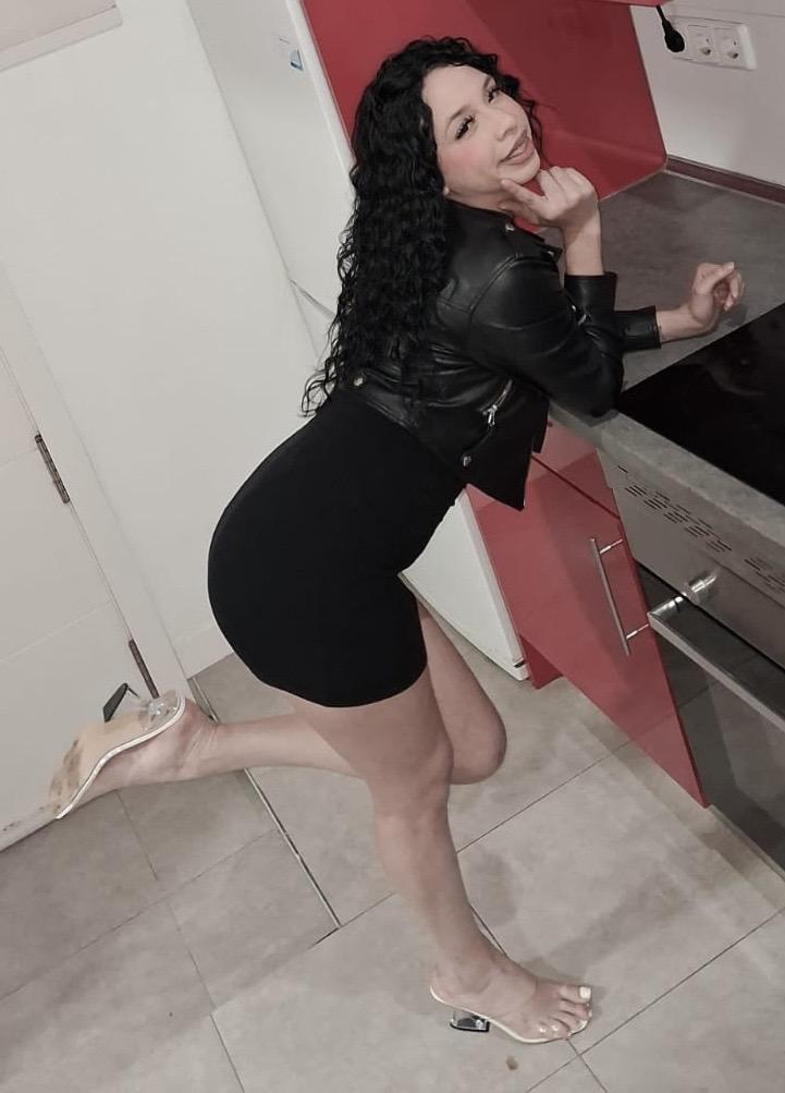 Chica busca chico en Murcia: 