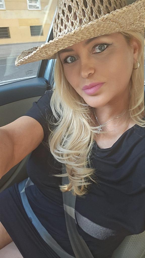 663036636: Chica busca chico en Huesca