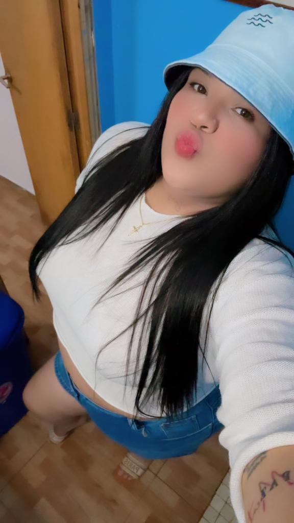 Chica busca chico en Tenerife: 