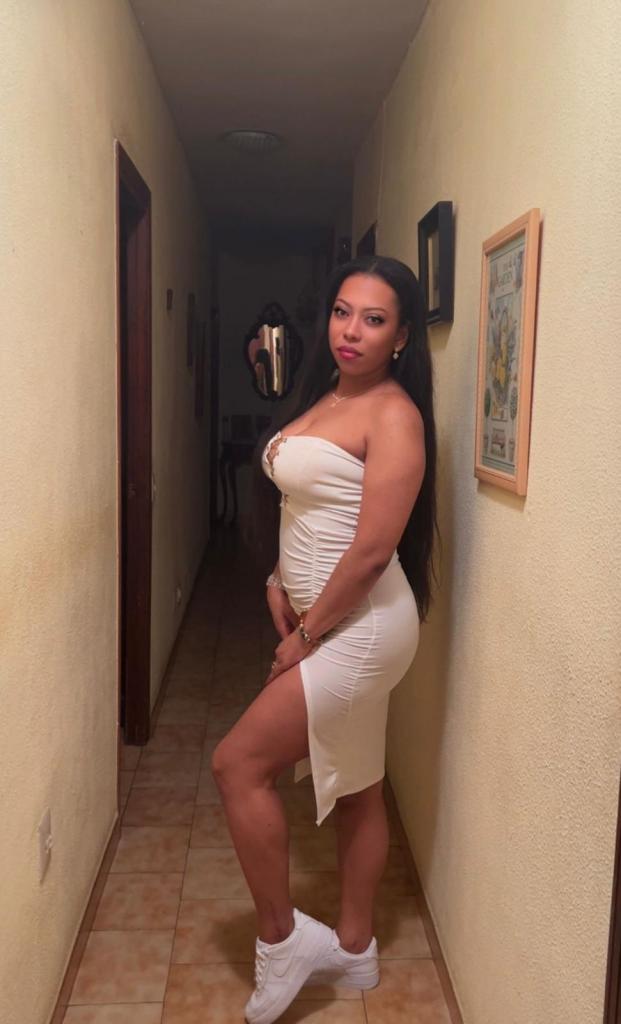 656960252: Chica busca chico en Granada