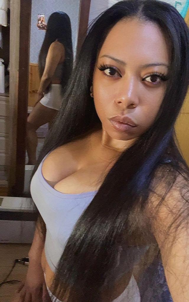 656960252: Chica busca chico en Granada