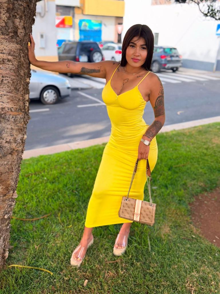 Chica busca chico en Tenerife: 