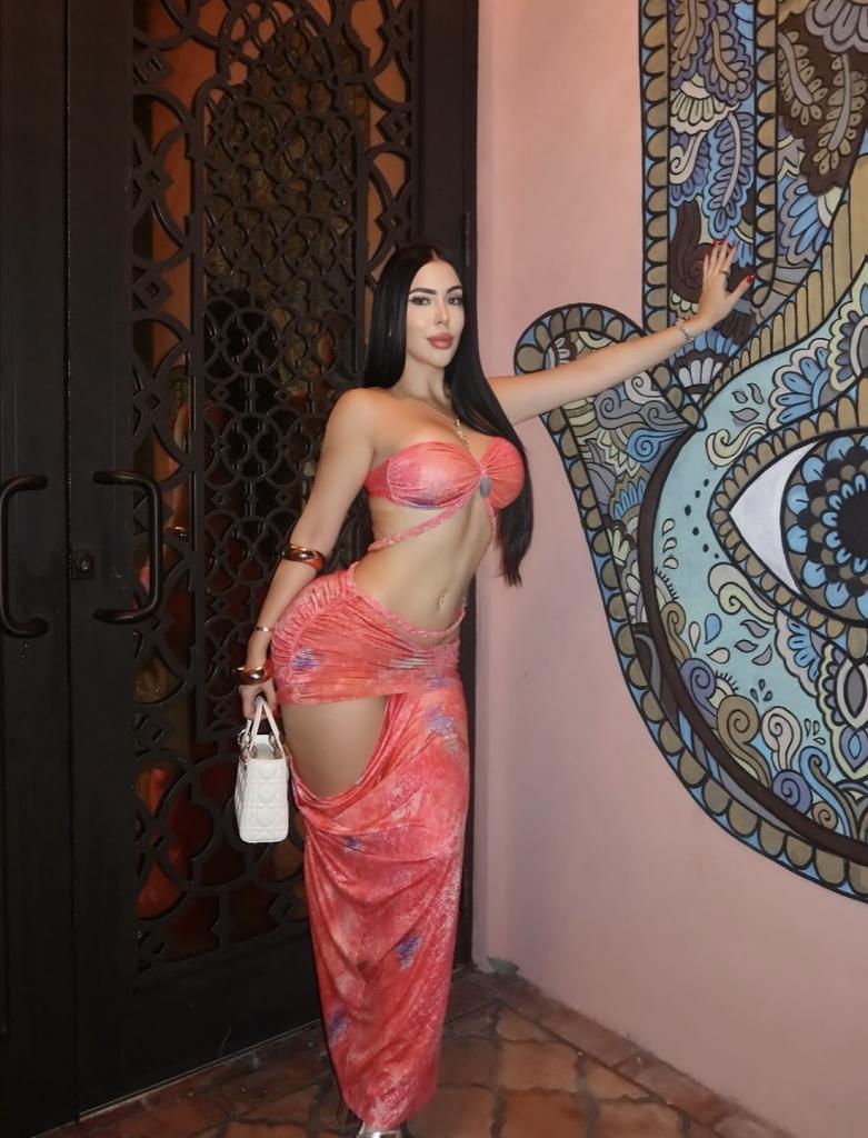 657130939: Chica busca chico en Madrid