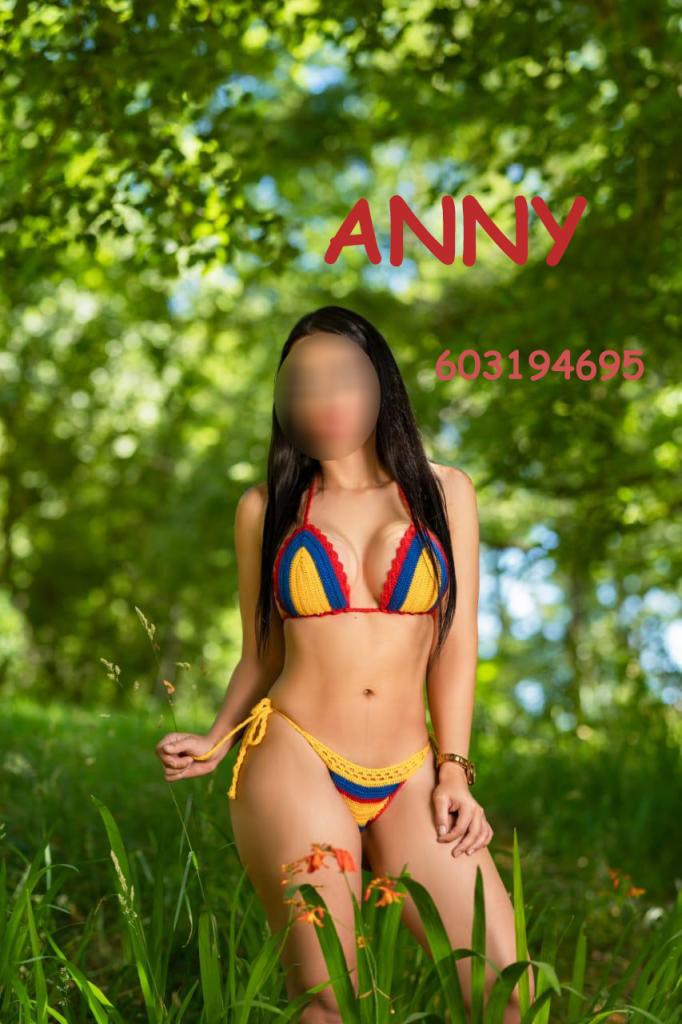 603194695: Chica busca chico en Barcelona
