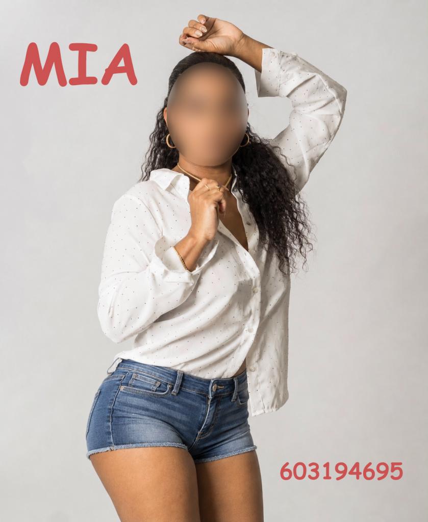 603194695: Chica busca chico en Barcelona