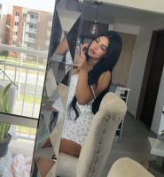637803493: Chica busca chico en Huelva