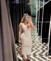 617234367: Chica busca chico en La Coruña