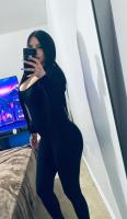 611396394: Chica busca chico en Barcelona