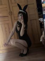 647404046: Chica busca chico en Madrid