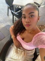 641585244: Chica busca chico en Tenerife