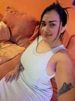 677153080: Chica busca chico en Valencia