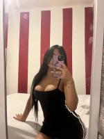 611396394: Chica busca chico en Barcelona
