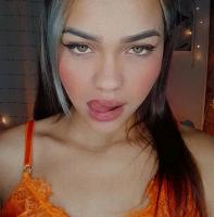 604307685: Chica busca chico en Valencia