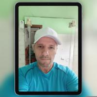 684035666: Chico busca chica en Sevilla