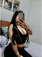 745093142: Chica busca chico en Ibiza