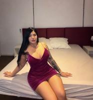 637058507: Chica busca chico en Barcelona