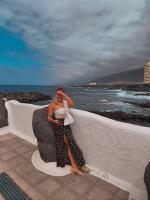 614483502: Chica busca chico en Tenerife