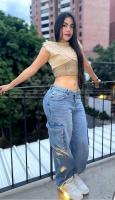 745029882: Chica busca chico en Mallorca