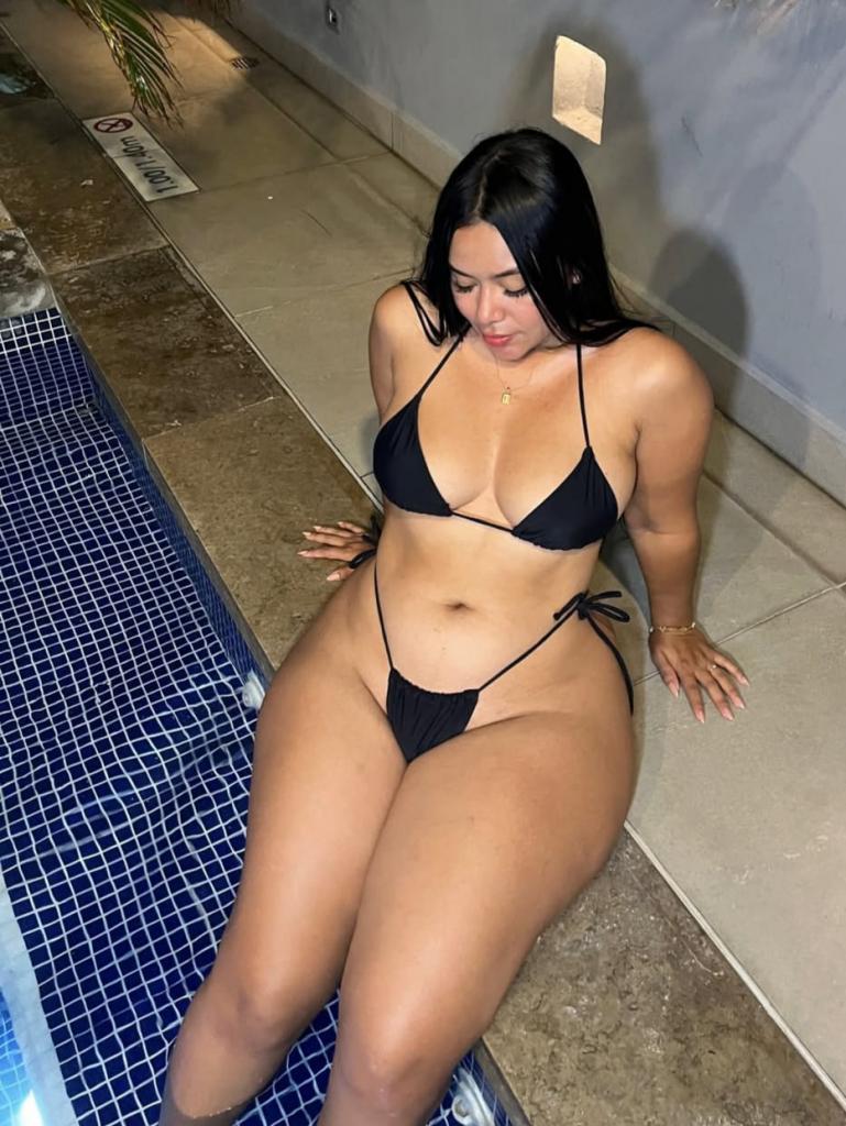 Chica busca chico en Granada: 