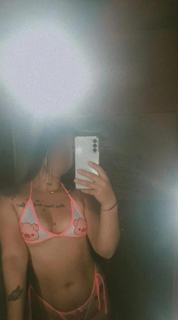 Chica busca chico en Tenerife: 