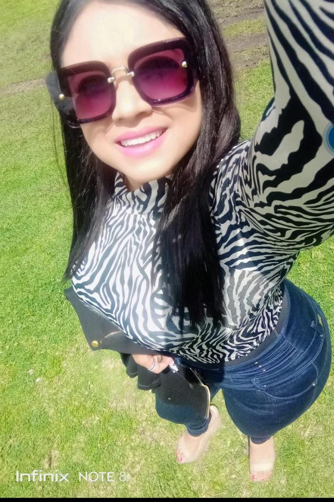 Chica busca chico en Almería: 