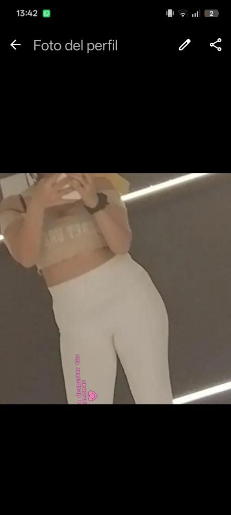 Chica busca chico en Granada: 