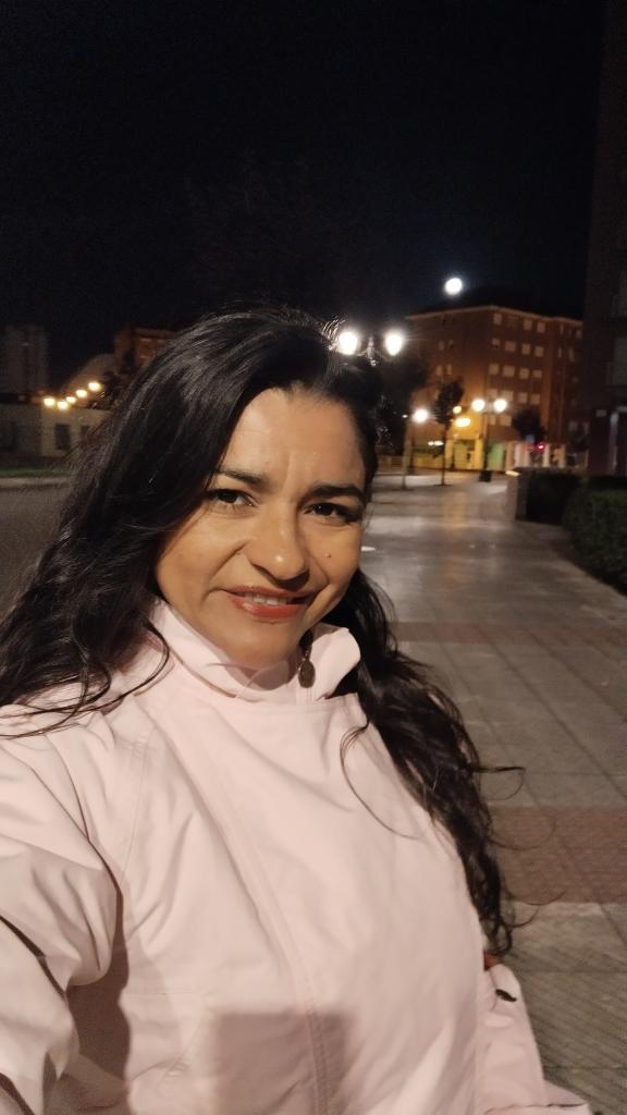 657517741: Chica busca chico en Asturias