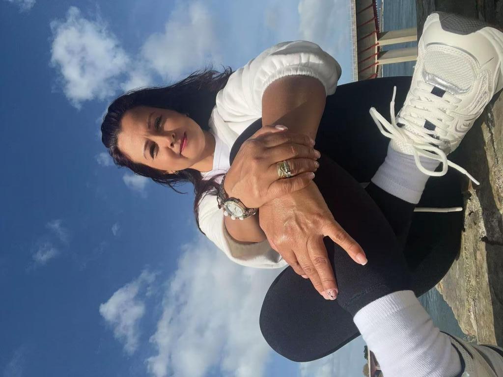 Chica busca chico en Cantabria: 