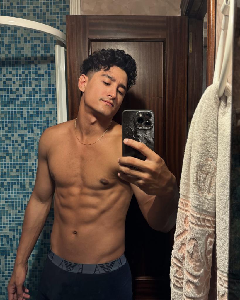 Chico busca chica en Málaga: 