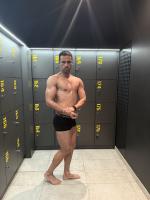 613875975: Chico busca chica en Alicante