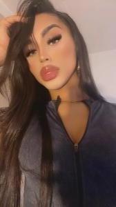 671509473: Travesti en Barcelona