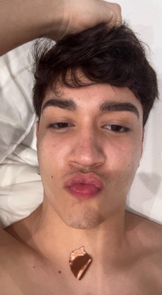 614608032: Chico busca chica en Alicante