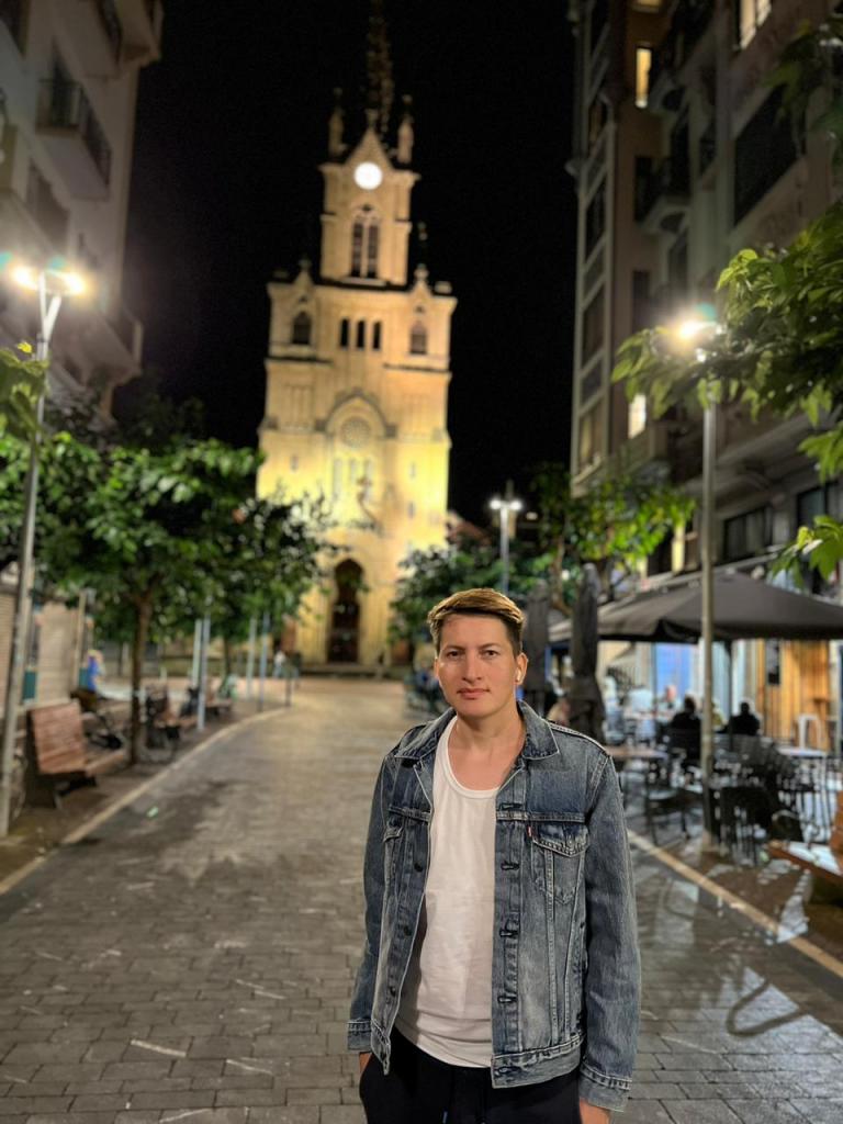 610842268: Chico busca chica en Tarragona