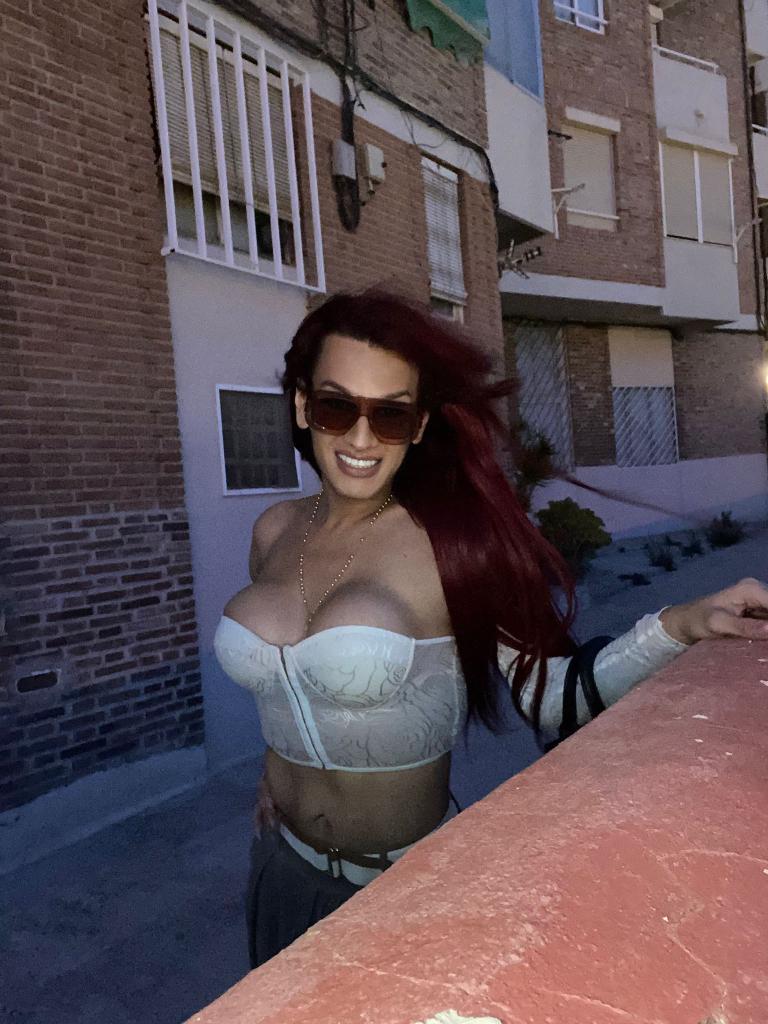 602361369: Travesti en Barcelona