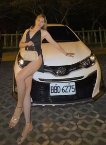 666795539: Chica busca chico en Ibiza