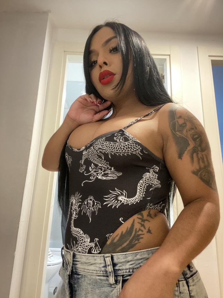 614492247: Transexual en Barcelona