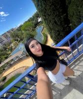 613953377: Chica busca chico en Málaga
