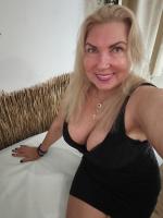 697685515: Chica busca chico en Gerona