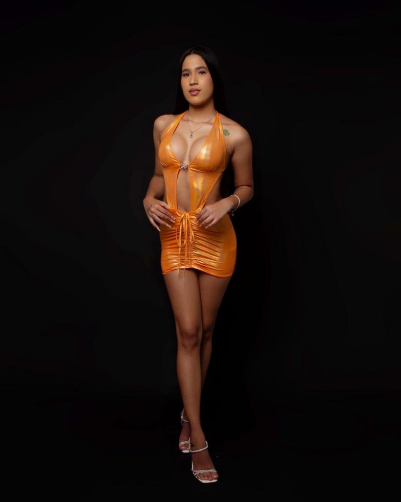 677680640: Chica busca chico en Murcia