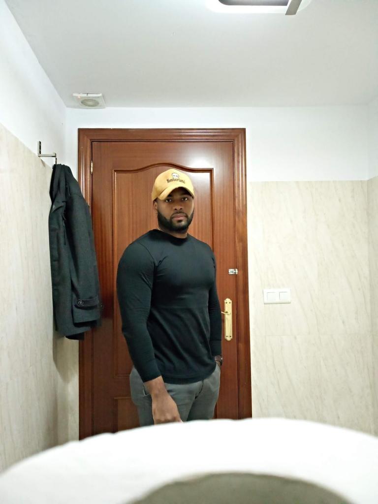 642517691: Chico busca chica en Madrid