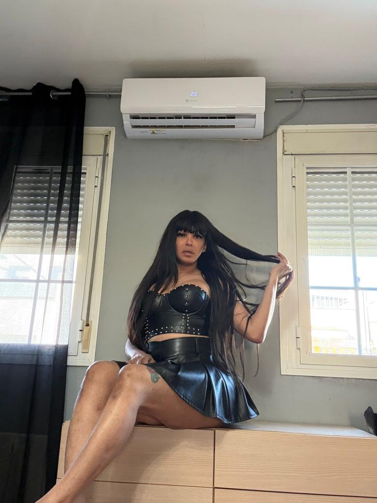 670672592: Travesti en Sevilla