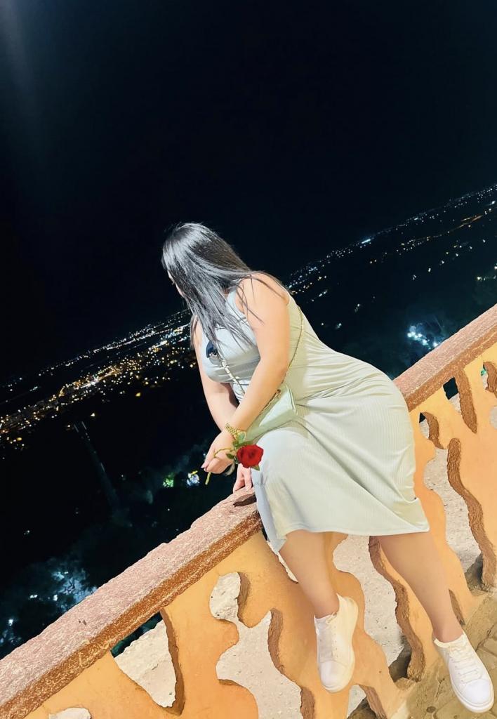 Chica busca chico en Granada: 