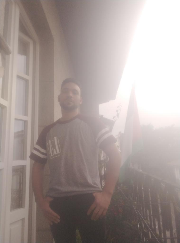 Chico busca chica en La Coruña: 