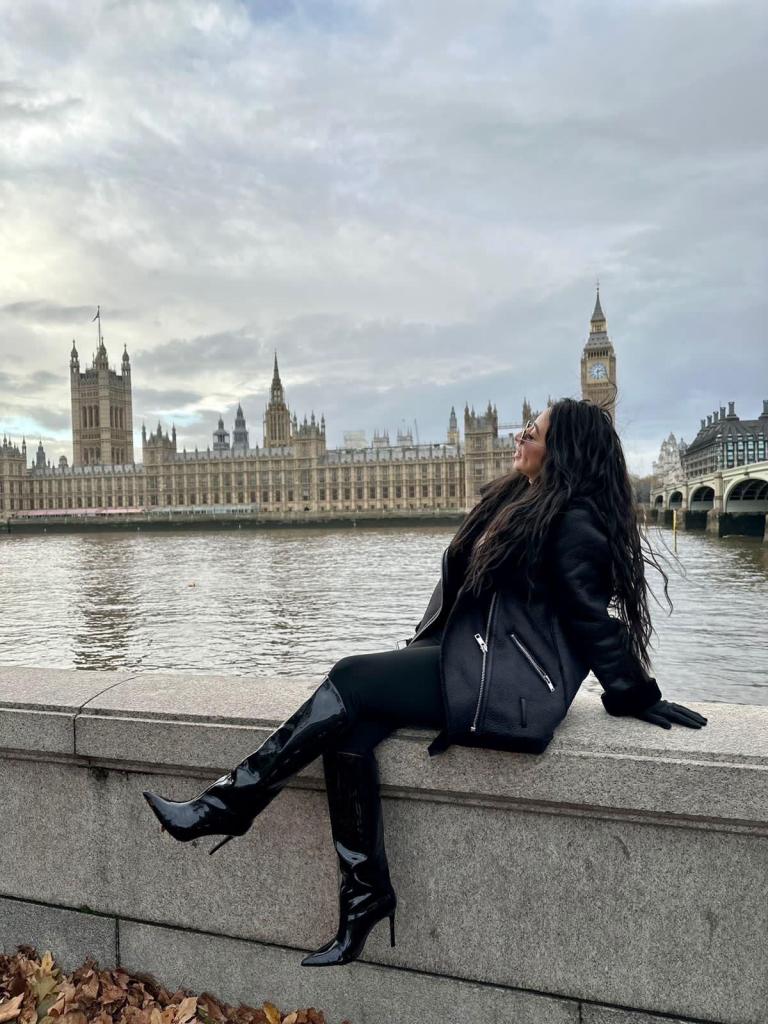 632981530: Chica busca chico en Alicante