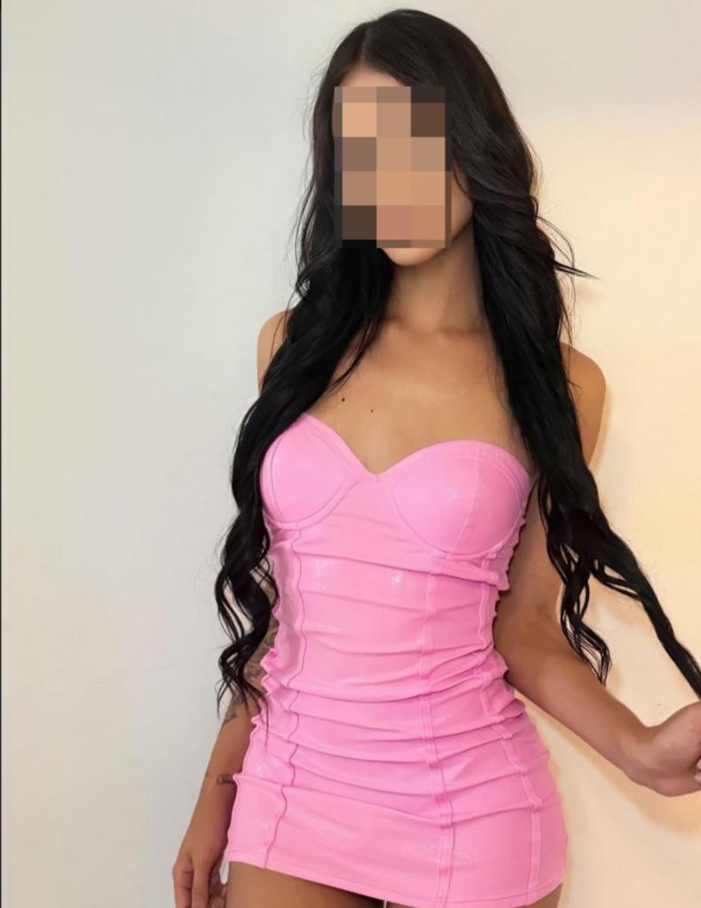 632186004: Chica busca chico en La Coruña