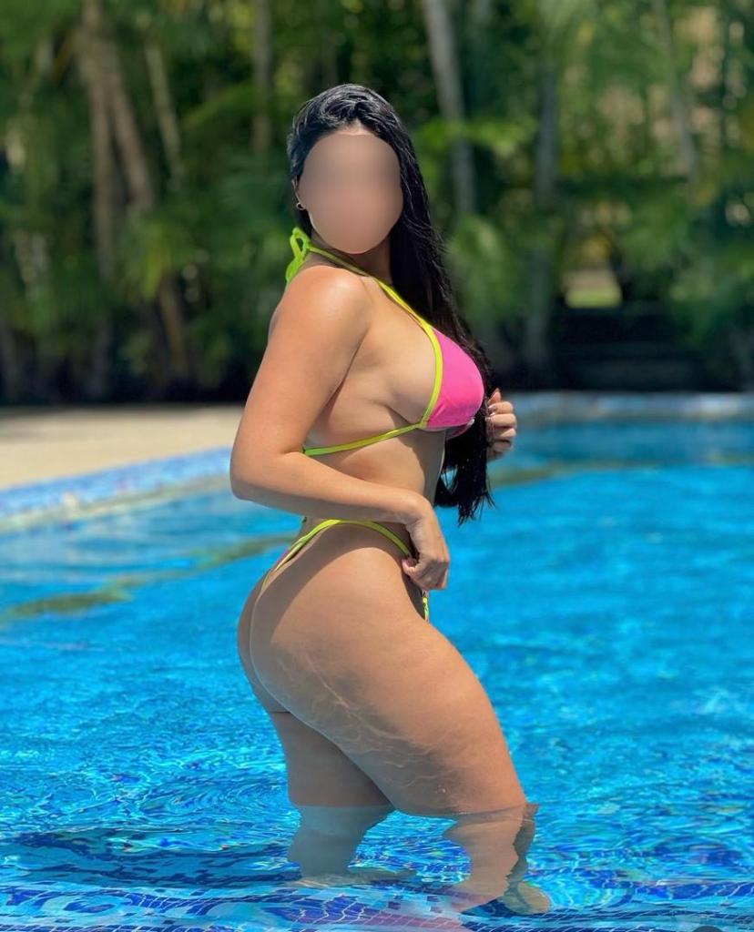 Chica busca chico en Sevilla: 