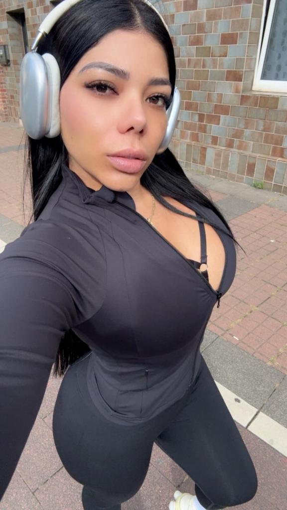 Chica busca chico en Barcelona: 