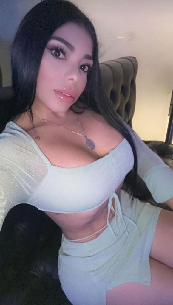 Chica busca chico en Barcelona: 