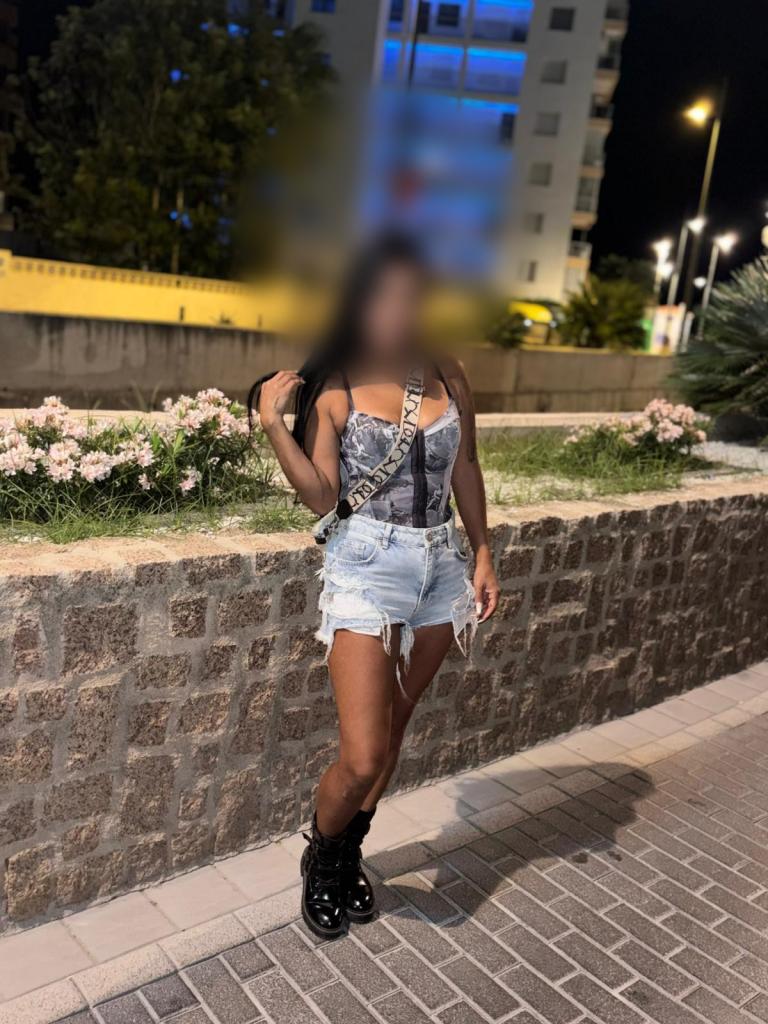 Chica busca chico en Granada: 