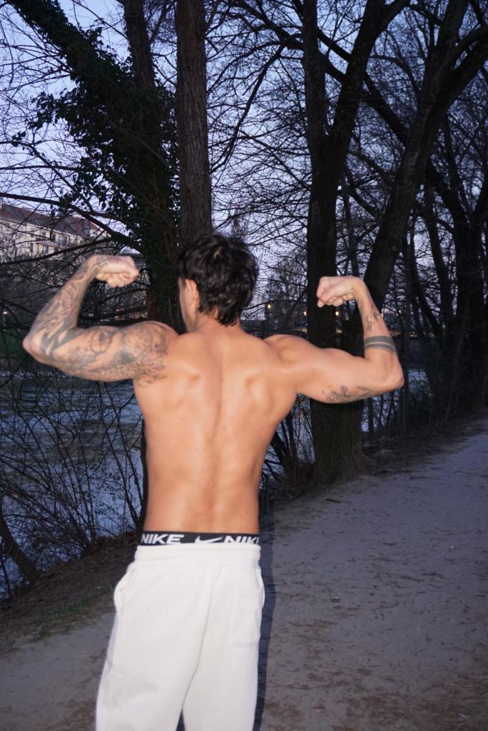 Chico busca chica en Pontevedra: 